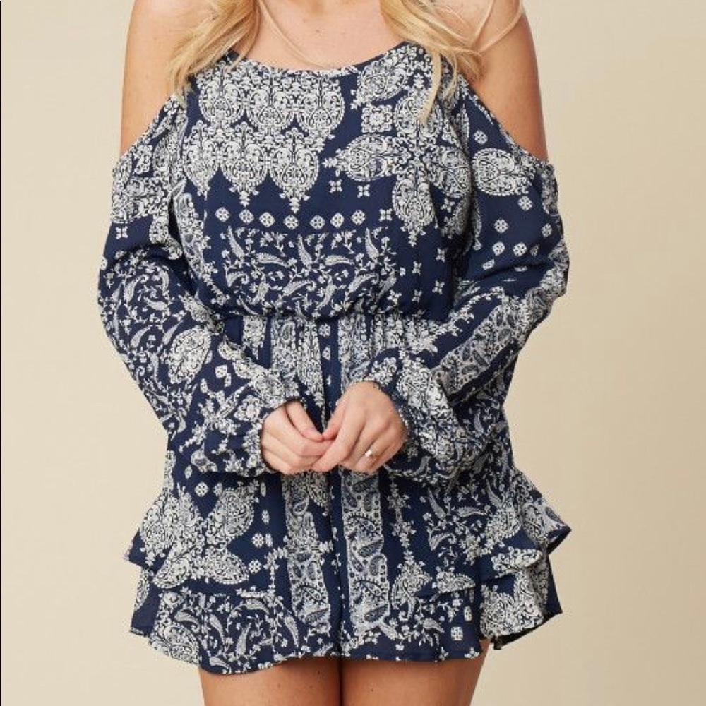 Altar’d State Laurencia Romper size: Large